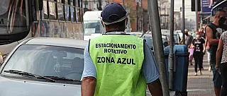 Com 1,6 mil vagas, Zona Azul vende média de 10 mil talões por mês