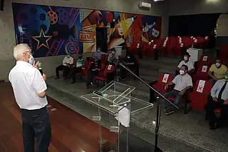Meio Ambiente participa de reunião com Rotary Club de Suzano
