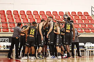 Em duelo acirrado, Mogi Basquete é superado pelo Paulistano no NBB