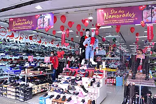Comerciantes comemoram vendas do Dia dos Namorados