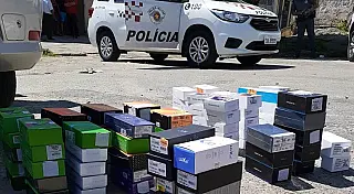 Bandidos roubam loja do Shopping de Itaquá e trocam tiros com a PM