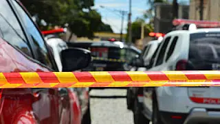 Massacre é notícia no Brasil e no mundo; artistas se manifestam nas redes sociais