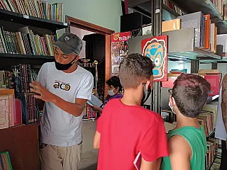 Opereta define regras para empréstimo de livros da Biblioteca Comunitária