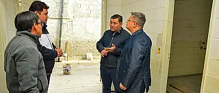 Ashiuchi vistoria obra de reforma da UBS do bairro Jardim Vitória