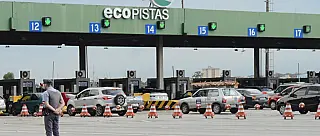 844 mil veículos trafegam pelas rodovias da região durante o feriado