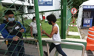Enem 2021: 22 estudantes tiraram nota máxima na redação