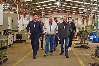 Ashiuchi visita sede da Metalúrgica Rocha