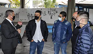 Caio Cunha e delegado da Seccional vistoriam local da futura instalação de núcleo de segurança em Cezar