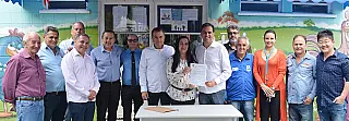 Gian Lopes assina ordem de serviço para reforma de creche em Calmon Viana
