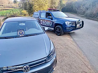 Romu recupera veículo roubado na Estrada dos Fernandes