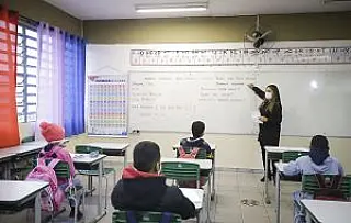 Doria sanciona lei do novo Plano de Carreira dos professores estaduais