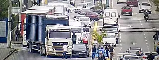 CSI flagra colisão e mobiliza equipes de trânsito em Suzano