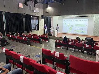 Saúde de Suzano capacita agentes municipais de farmácia