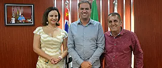 Gian empossa Jeruza Reis e Tonho de Calmon como secretários
