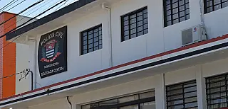 Sete suspeitos são presos por assassinar homem durante 'tribunal do crime'