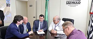 Ashiuchi e André do Prado discutem alça do Rodoanel com secretário