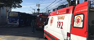 Homem é atropelado por ônibus intermunicipal na Marques Figueira