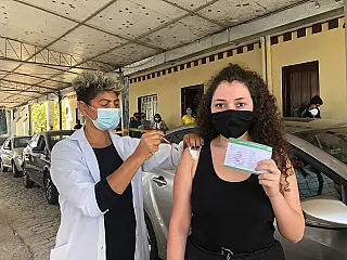 Ferraz inicia vacinação contra Covid-19 dos adolescentes com mais de 13 anos na segunda e terça-feira