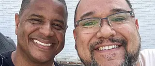 Youtuber Douglas Pires lança vídeo com ex- jogador Marcelinho Carioca