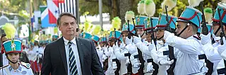 Bolsonaro diz que meta é implantar um colégio militar em cada capital