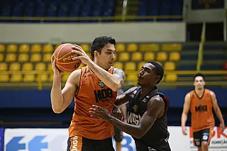 Mogi Basquete enfrenta Paulistano no Morumbi nesta terça pelo NBB