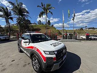 Homem é preso suspeito de ameaçar a mãe com duas facas em Itaquá