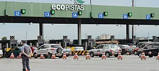 Mais de 18 mil motoristas ‘furam’ pedágios e passam sem pagar