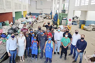 Suzano lança projeto 'Cata-Treco Solidário'