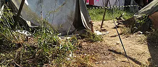 Suspeito de matar mulher em acampamento negocia rendição, diz PM