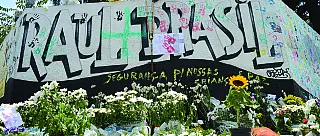 Ataque deixa marcas profundas