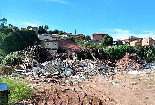 Guarda Ambiental flagra descartes irregulares de lixo em Itaquá