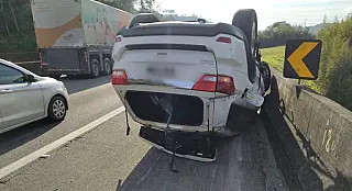 Cantor Giovani, da dupla Gian e Giovani, sofre acidente de carro em Arujá