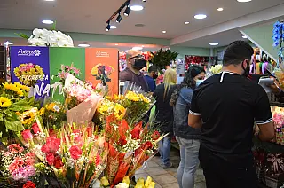 Vendas animam, mas comerciantes suzanenses pregam cautela