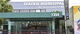 Teatros retomam atividades presenciais de forma gradual