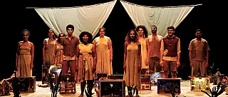 ‘O Menino Gigante’ do Teatro da Neura encerra temporada