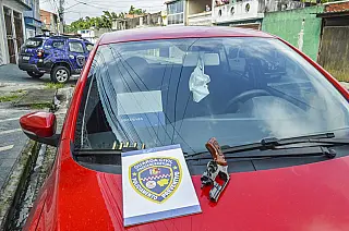 GCM de Itaquá apreende carro e arma em patrulhamento de rotina