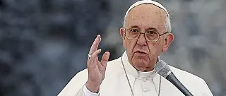 Em telegrama, Papa Francisco lamenta ataque e se diz entristecido