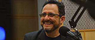 Palestrante Eduardo Zugaib lança livro sobre a importância do humor