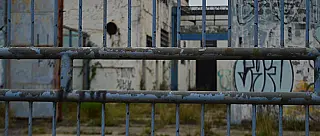 Proprietários de prédios abandonados são notificados