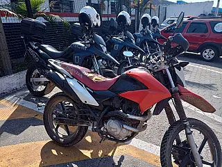 GCM de Suzano detém dois homens em veículos irregulares
