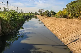 DAEE inicia desassoreamento no Rio Guaió e conclui serviços no Córrego Itaim