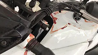 Policial é baleado após reagir a roubo em Mogi; suspeito de 17 anos também foi atingido e morreu