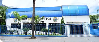 Câmara de Poá aprova redução de 17 para 13 vereadores