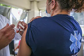 Poá inicia vacinação de idosos com mais de 80 anos na segunda-feira