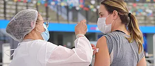 Suzano realiza aplicação de 2ª dose de vacina contra Covid nesta quinta