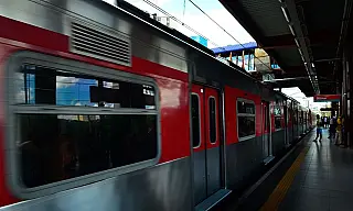 CPTM recebe 19 mil roupas na Campanha do Agasalho