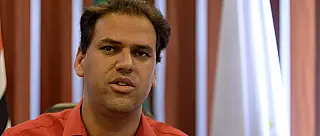 Gian anuncia redução de 40% do salário e pede corte de 6 vereadores
