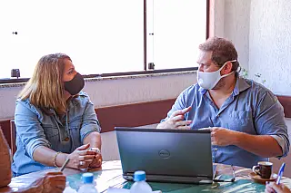 Marcia Bin se reúne com SPMar por estratégias para combate a crimes ambientais e construção de quadra poliesportiva