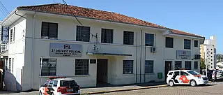 Corpo em estado avançado de decomposição é encontrado no Centro de Mogi