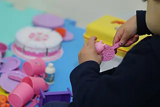 Educação inicia projeto-piloto para acolhimento de alunos autistas